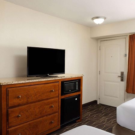 Ramada By Wyndham Elko Hotel At Stockmen'S Casino Exteriér fotografie